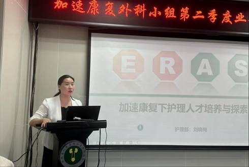 98a3af9a34c0608c3651ad76b917563