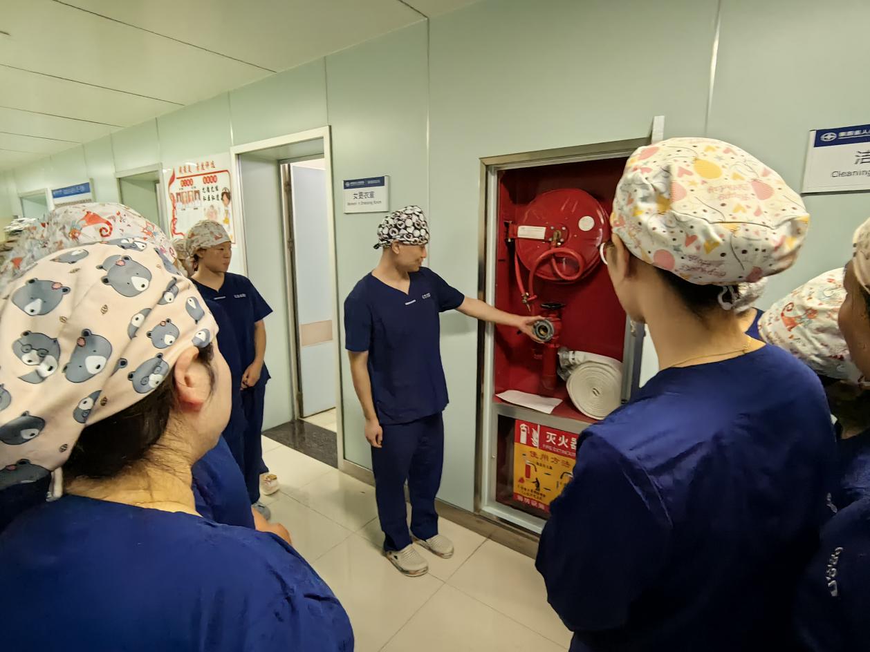 6064038f501492665ab3e618b94b19f